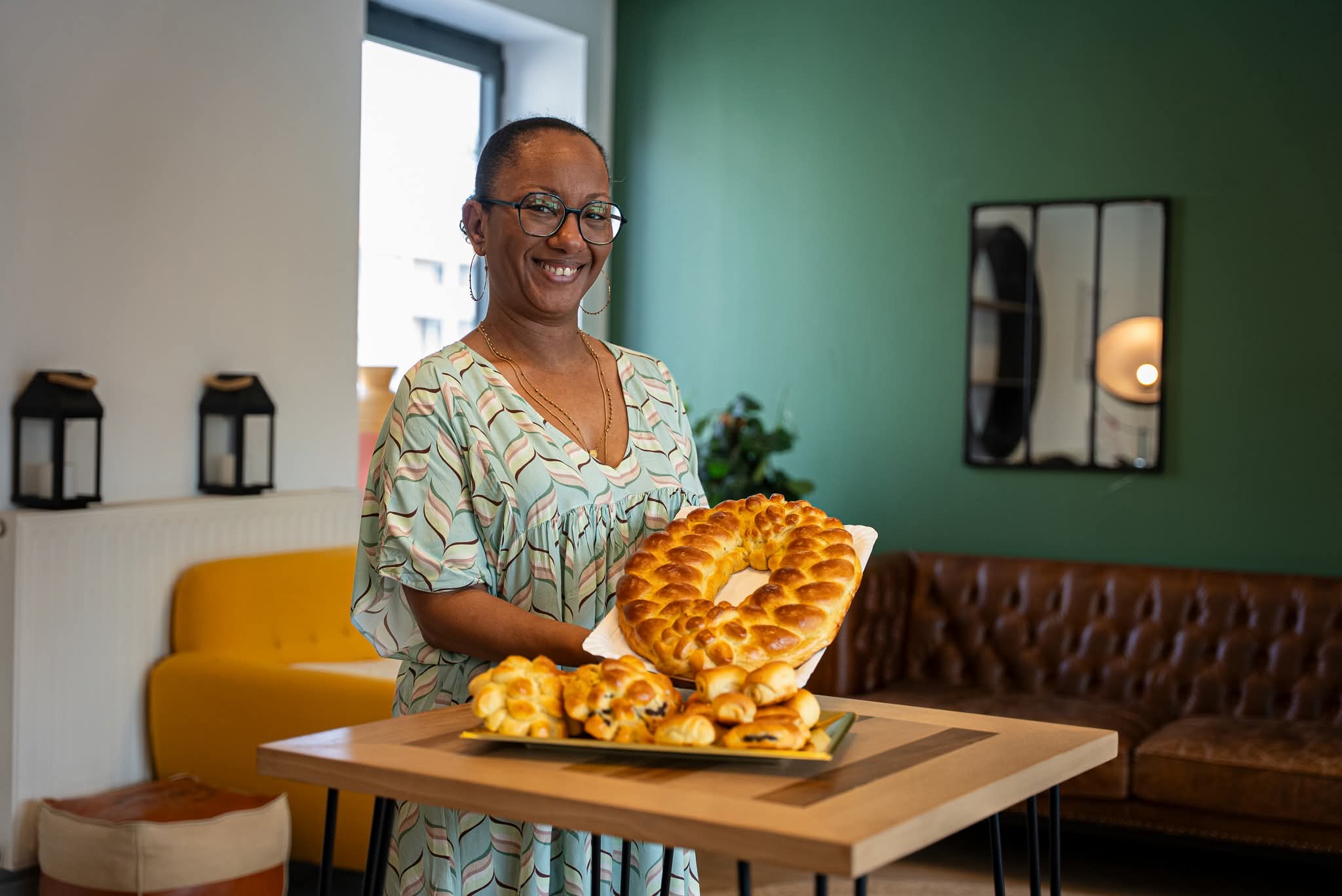 Joane Marie-Rose, Du côté des pros, traiteur antillais