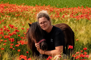 Claudie RASSE, Du Côté des Pros, Mini-ferme